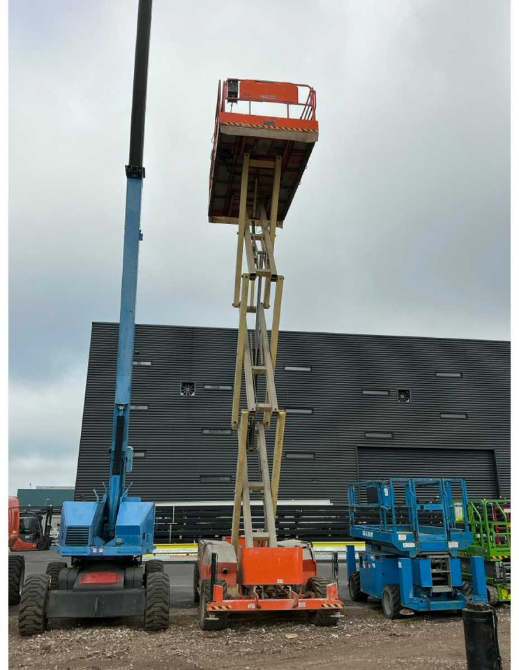 JLG 3349RT - Nacelle: photos 4 JLG 3349RT - Nacelle: photos 4