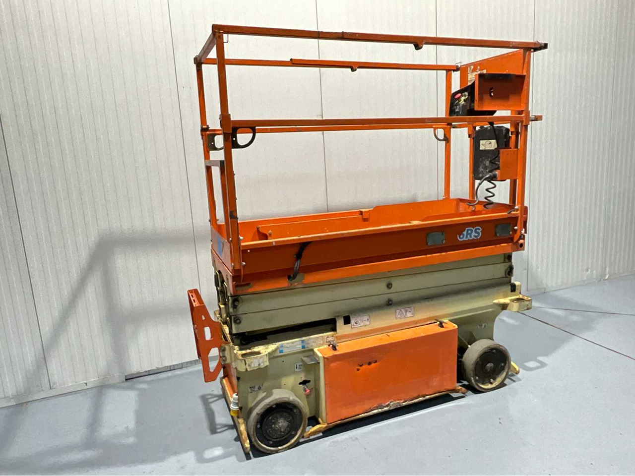 JLG 6RS - Nacelle: photos 1 JLG 6RS - Nacelle: photos 1