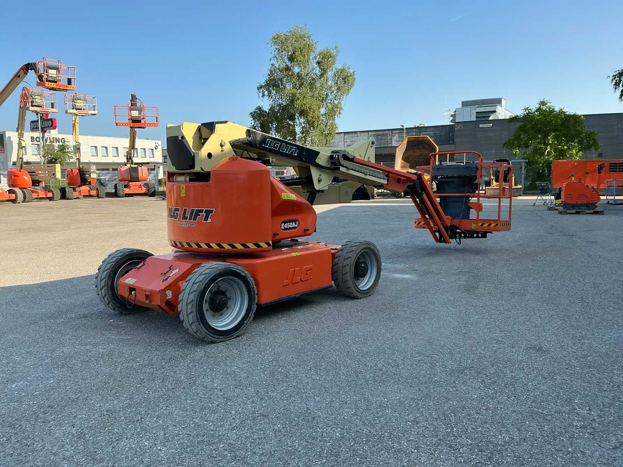 JLG E450AJ - Nacelle: photos 2 JLG E450AJ - Nacelle: photos 2