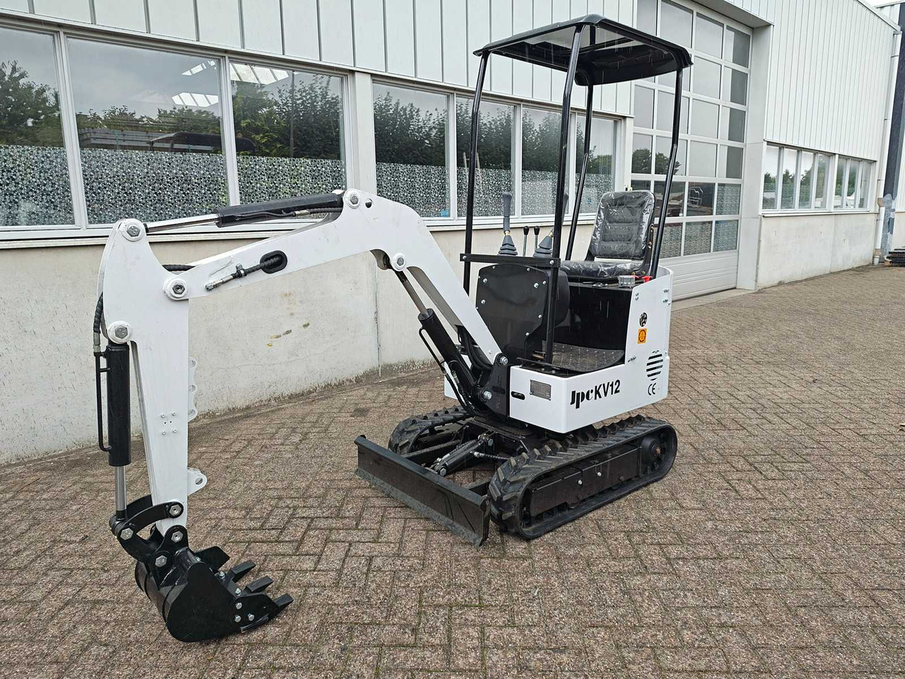 JPC - 2025 - KV12 - MINI EXCAVATOR - Mini pelle: photos 1 JPC - 2025 - KV12 - MINI EXCAVATOR - Mini pelle: photos 1