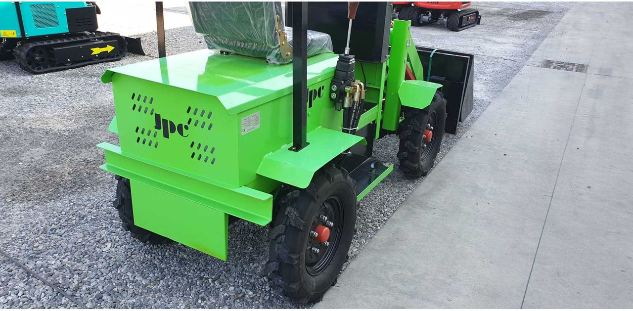 JPC ME18 4X4 WHEEL LOADER - Chargeuse sur pneus: photos 2 JPC ME18 4X4 WHEEL LOADER - Chargeuse sur pneus: photos 2