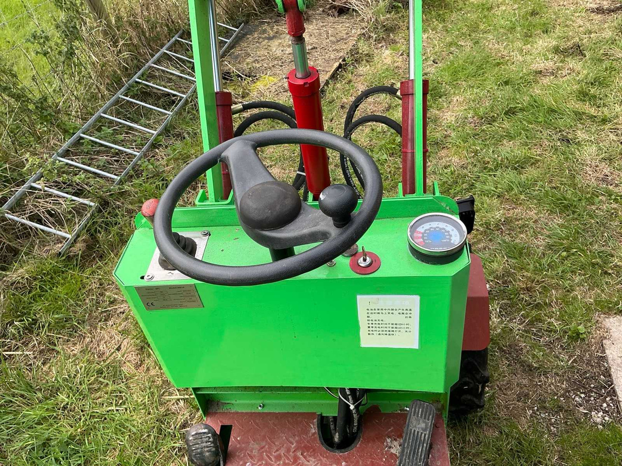 Chargeuse sur pneus JPC ME18 SHOVEL: photos 15