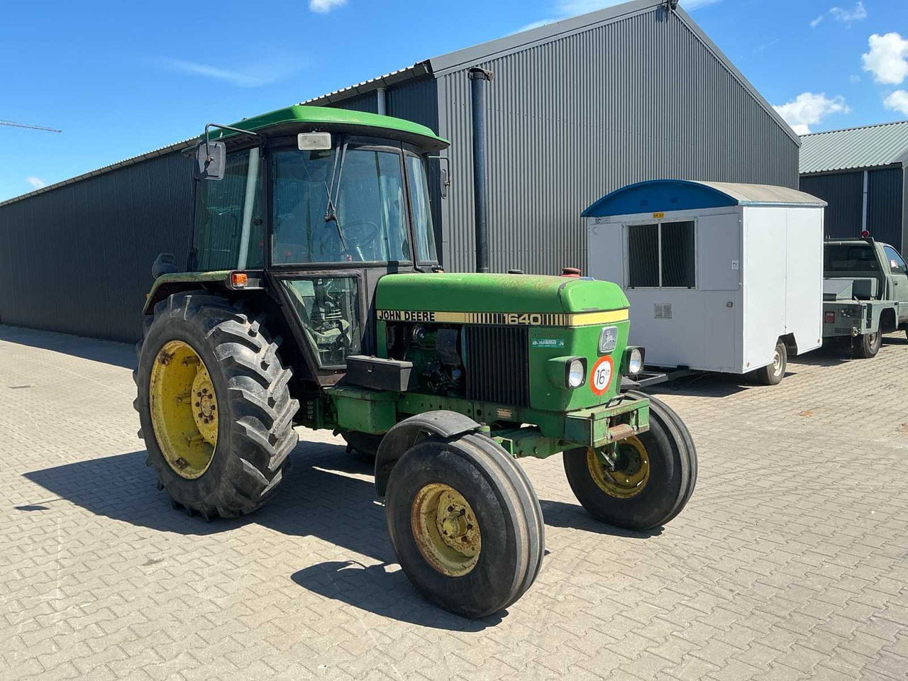 John Deere 1640 Synchron - Tracteur agricole: photos 2 John Deere 1640 Synchron - Tracteur agricole: photos 2