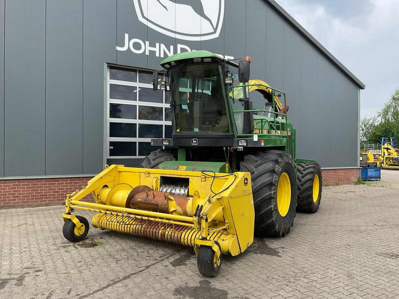 John Deere 6910 - Ensileuse: photos 2 John Deere 6910 - Ensileuse: photos 2