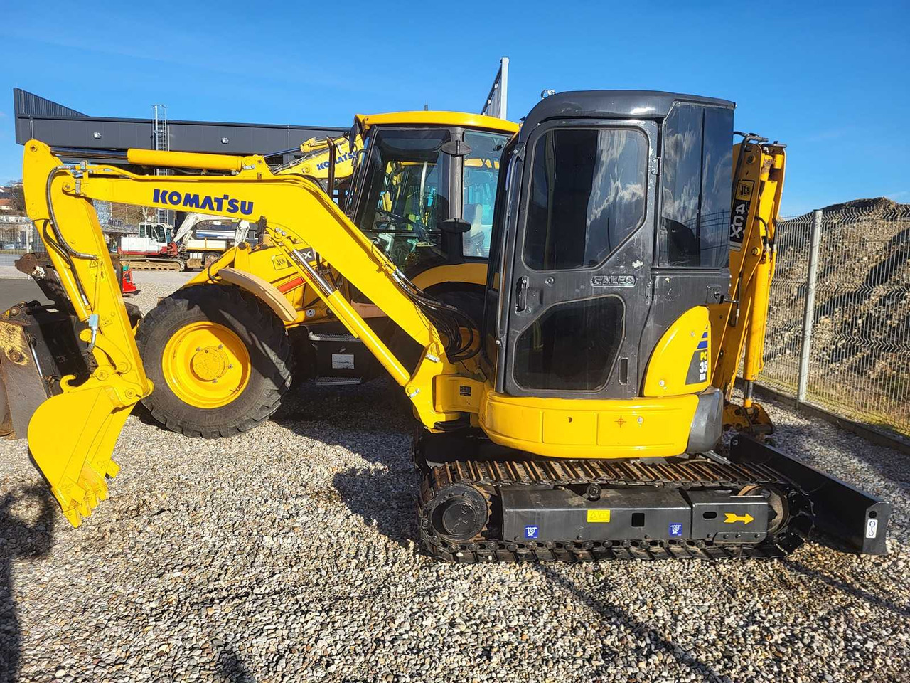 KOMATSU PC 35 - Mini pelle: photos 4 KOMATSU PC 35 - Mini pelle: photos 4