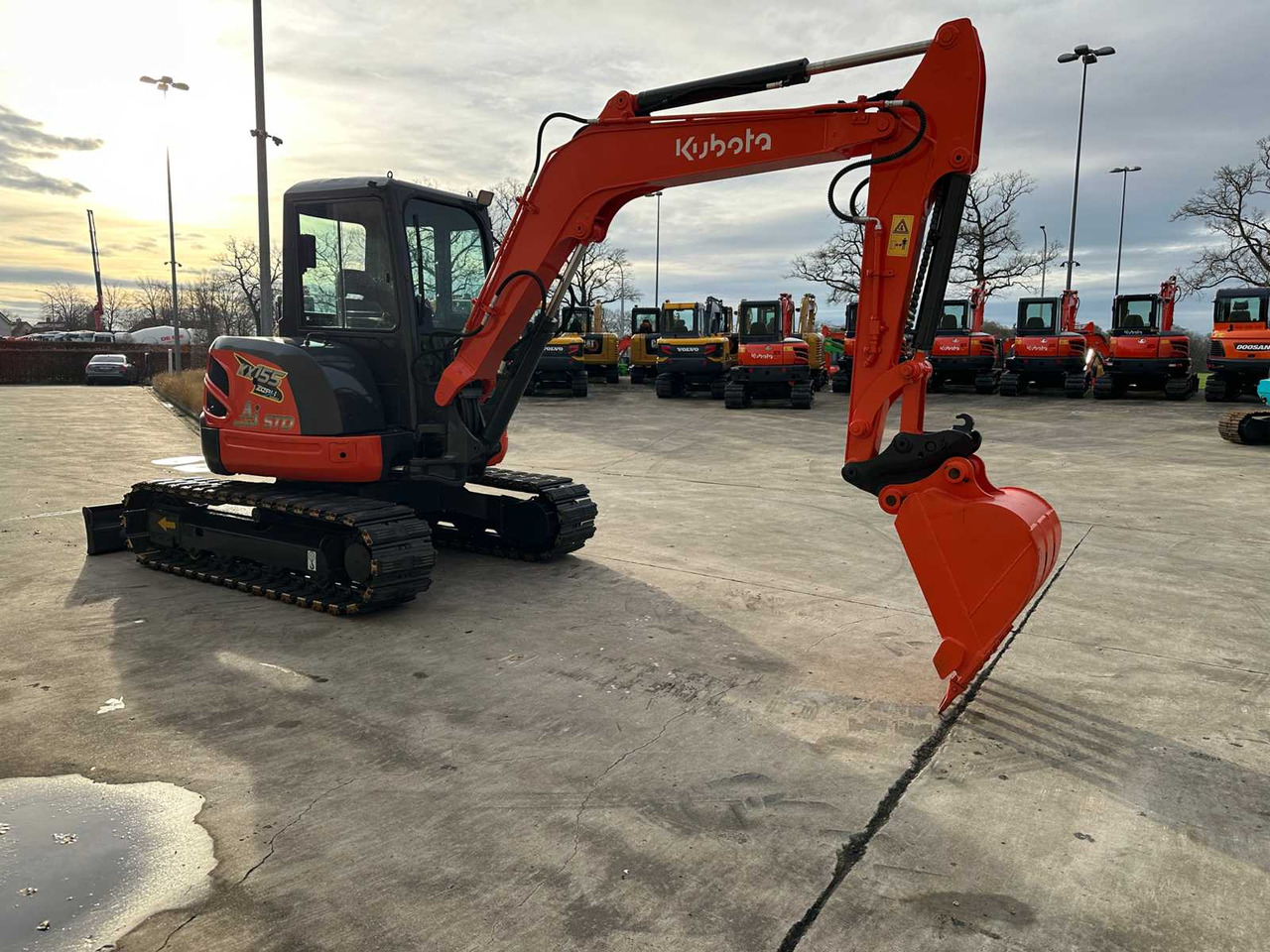 KUBOTA - 2016 - KX155-3SZ - MIDI EXCAVATOR - Pelle: photos 3 KUBOTA - 2016 - KX155-3SZ - MIDI EXCAVATOR - Pelle: photos 3