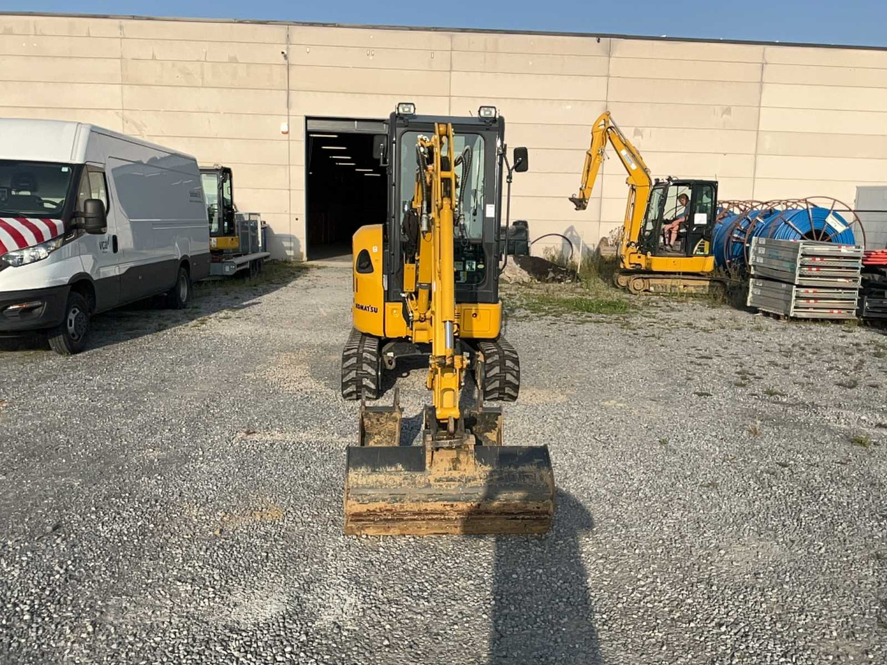 Komatsu PC-26MR-5 - Mini pelle: photos 2 Komatsu PC-26MR-5 - Mini pelle: photos 2
