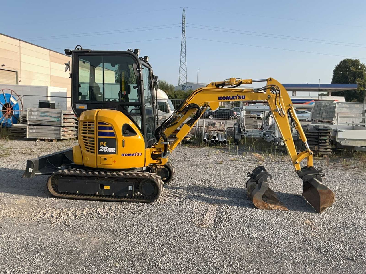 Komatsu PC-26MR-5 - Mini pelle: photos 4 Komatsu PC-26MR-5 - Mini pelle: photos 4