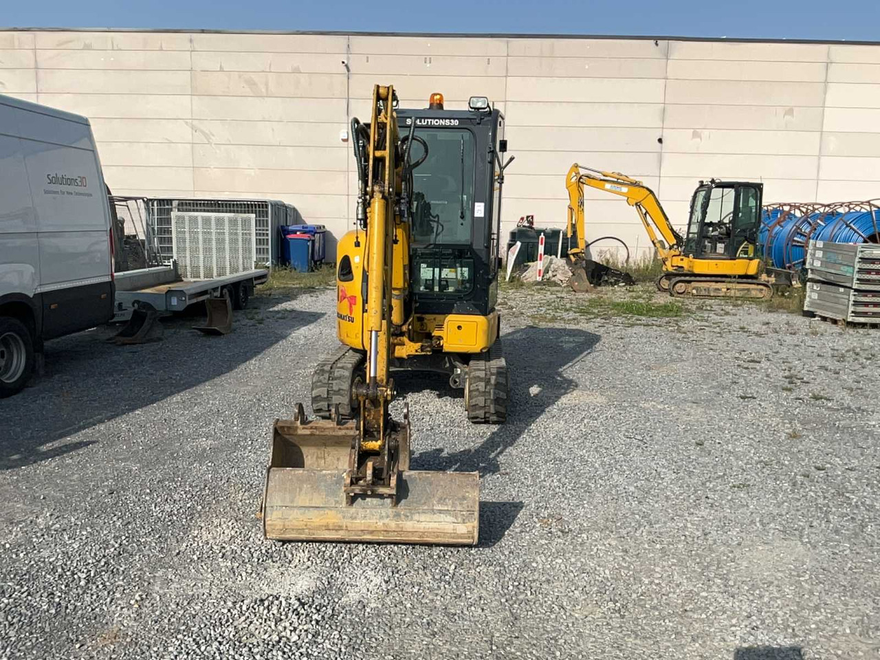 Komatsu PC26MR-5 - Mini pelle: photos 2 Komatsu PC26MR-5 - Mini pelle: photos 2