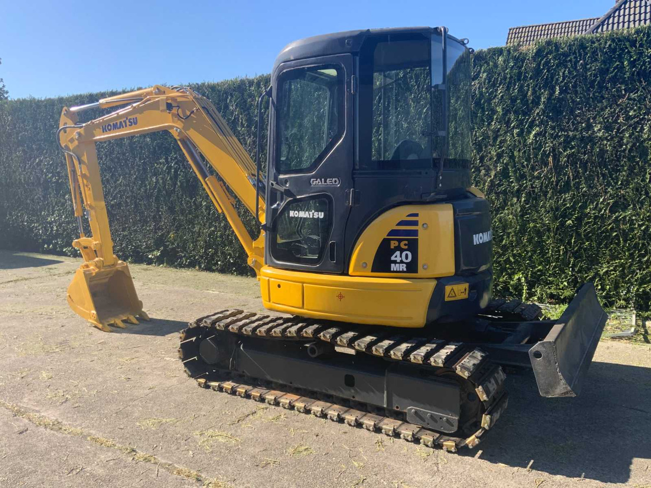 Komatsu PC40MR-3 - Pelle sur chenille: photos 5 Komatsu PC40MR-3 - Pelle sur chenille: photos 5