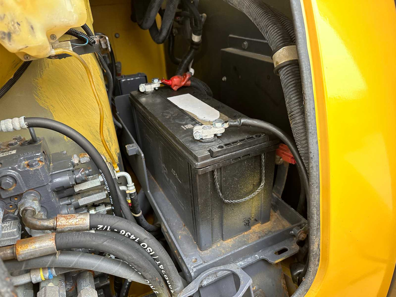 Pelle sur chenille Komatsu PC56-7: photos 21