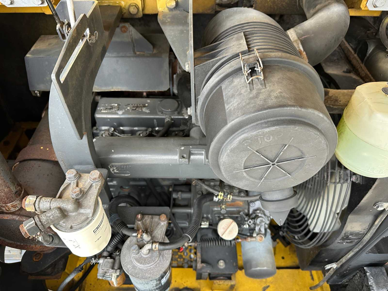 Pelle sur chenille Komatsu PC56-7: photos 24