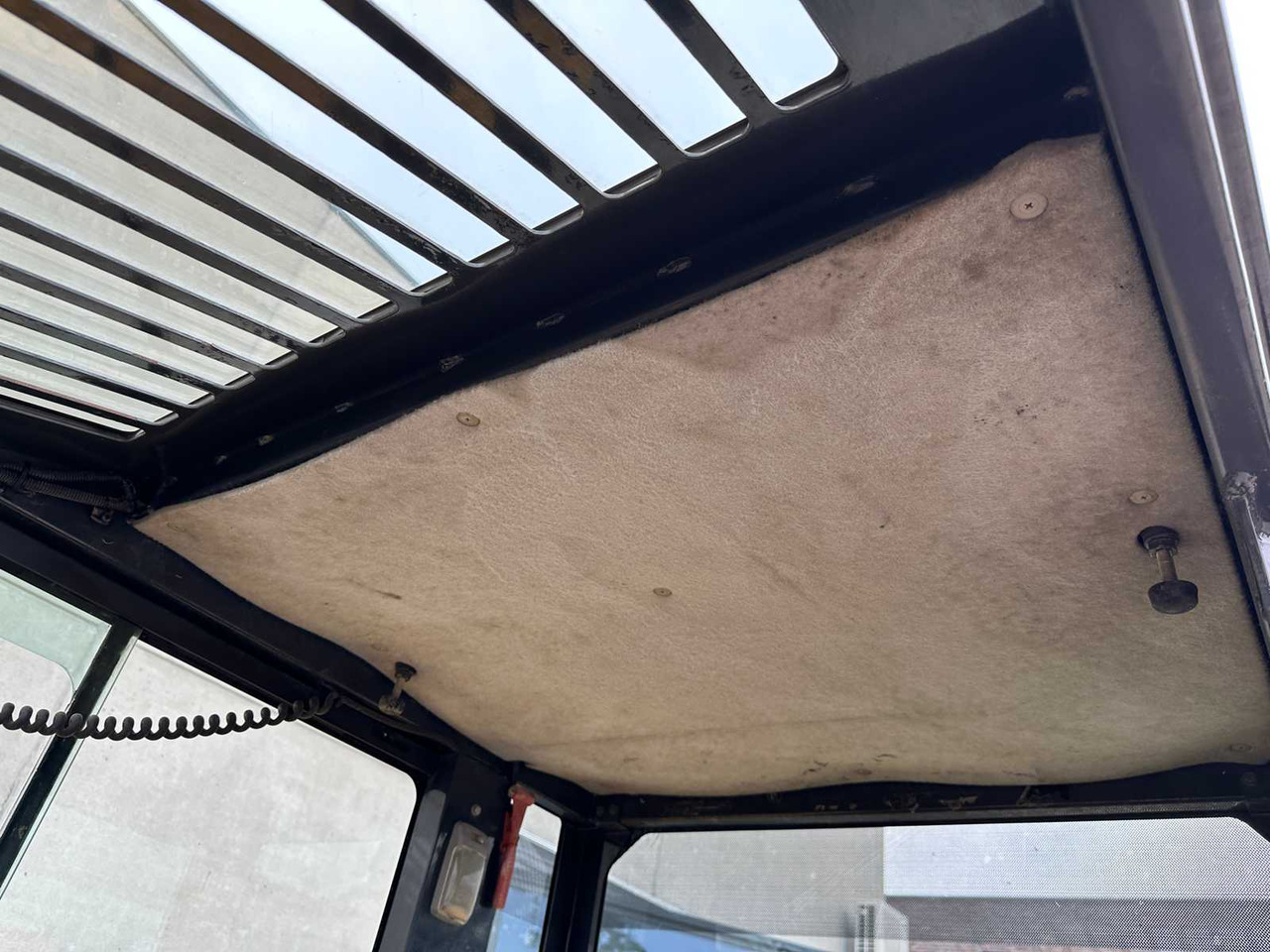 Pelle sur chenille Komatsu PC56-7: photos 28