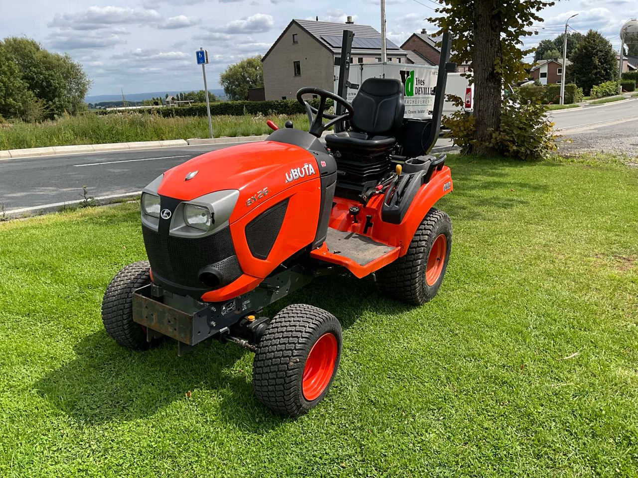 Kubota Bx261 - Tracteur communal: photos 1 Kubota Bx261 - Tracteur communal: photos 1