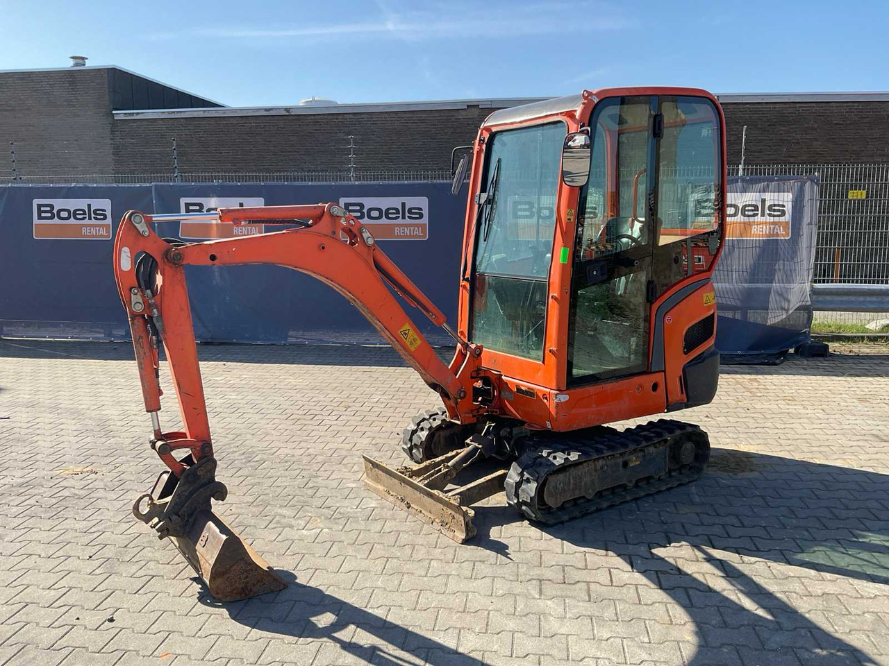 Kubota KX016-4G - Mini pelle: photos 1 Kubota KX016-4G - Mini pelle: photos 1
