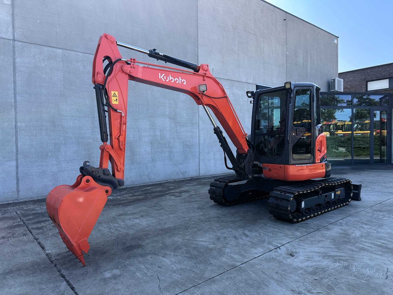 Kubota KX163-5 - Pelle sur chenille: photos 1 Kubota KX163-5 - Pelle sur chenille: photos 1