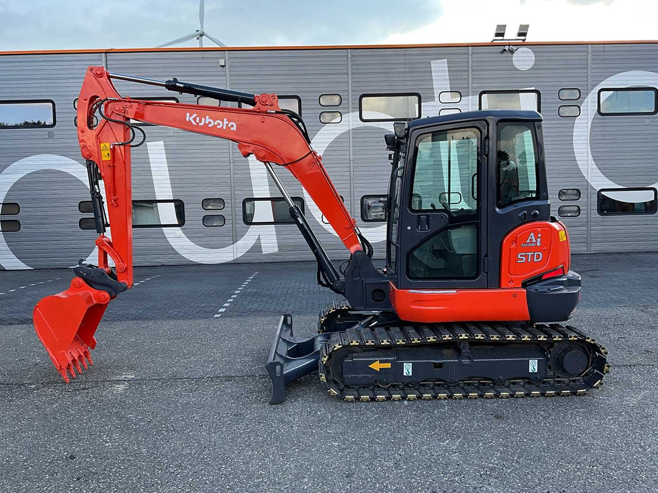 Kubota KX165-5 - Pelle sur chenille: photos 2 Kubota KX165-5 - Pelle sur chenille: photos 2