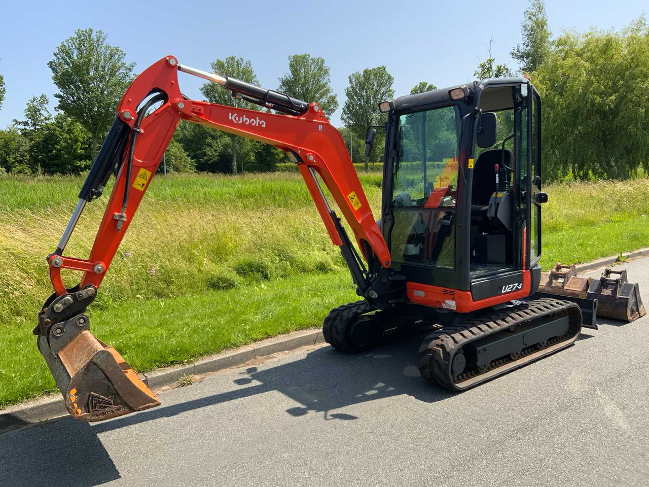 Kubota U27-4 - Mini pelle: photos 2 Kubota U27-4 - Mini pelle: photos 2