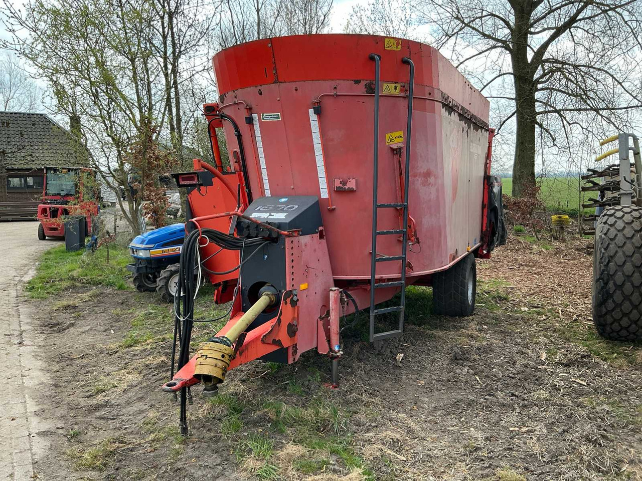 Kuhn EUV270 - Mélangeuse: photos 1 Kuhn EUV270 - Mélangeuse: photos 1