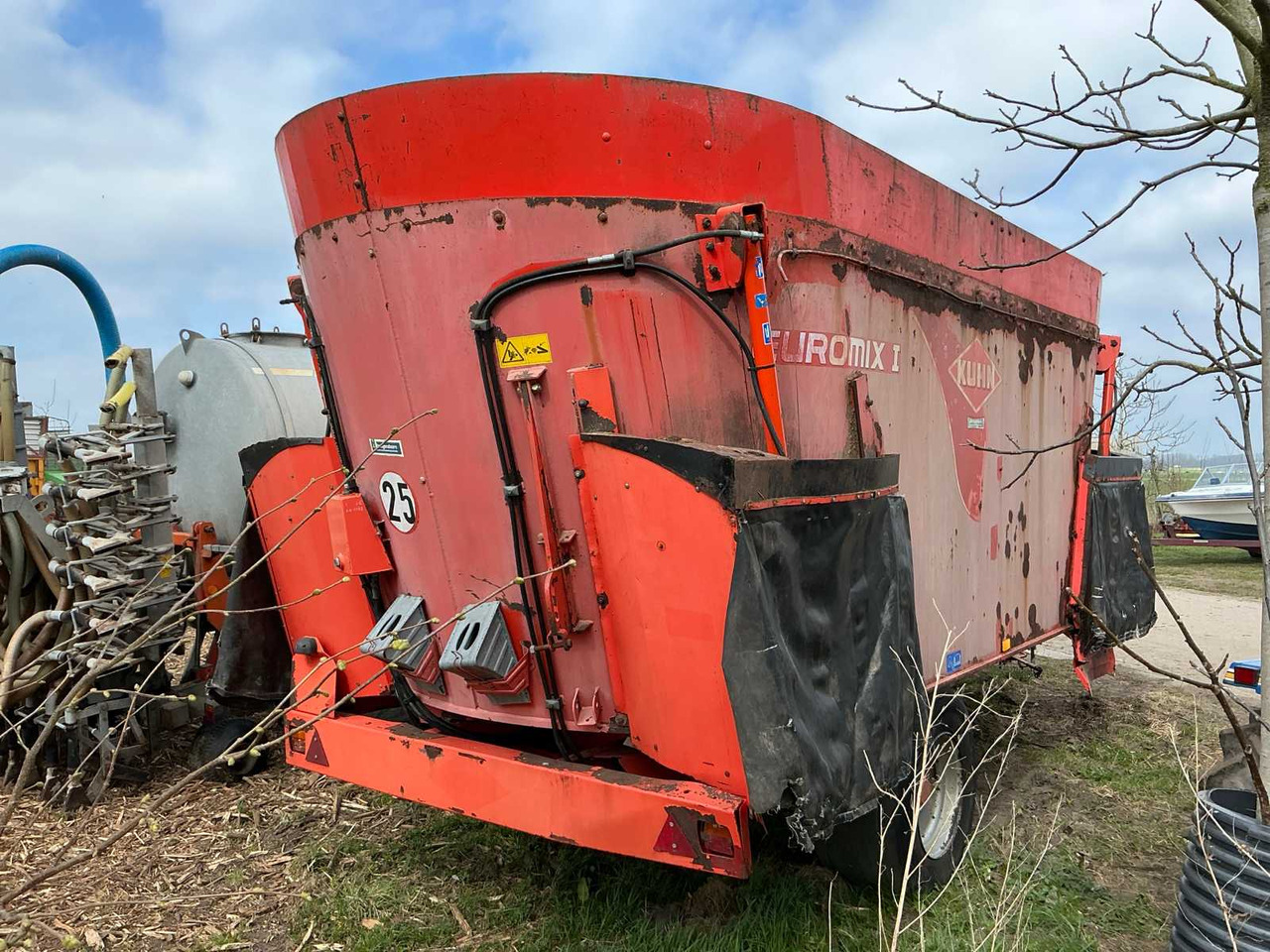 Kuhn EUV270 - Mélangeuse: photos 3 Kuhn EUV270 - Mélangeuse: photos 3
