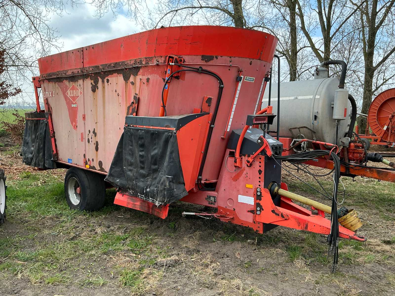 Kuhn EUV270 - Mélangeuse: photos 2 Kuhn EUV270 - Mélangeuse: photos 2