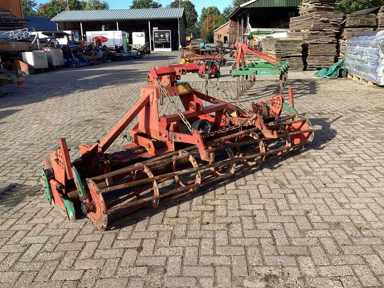 Kverneland NG14/1300 - Herse rotative: photos 3 Kverneland NG14/1300 - Herse rotative: photos 3