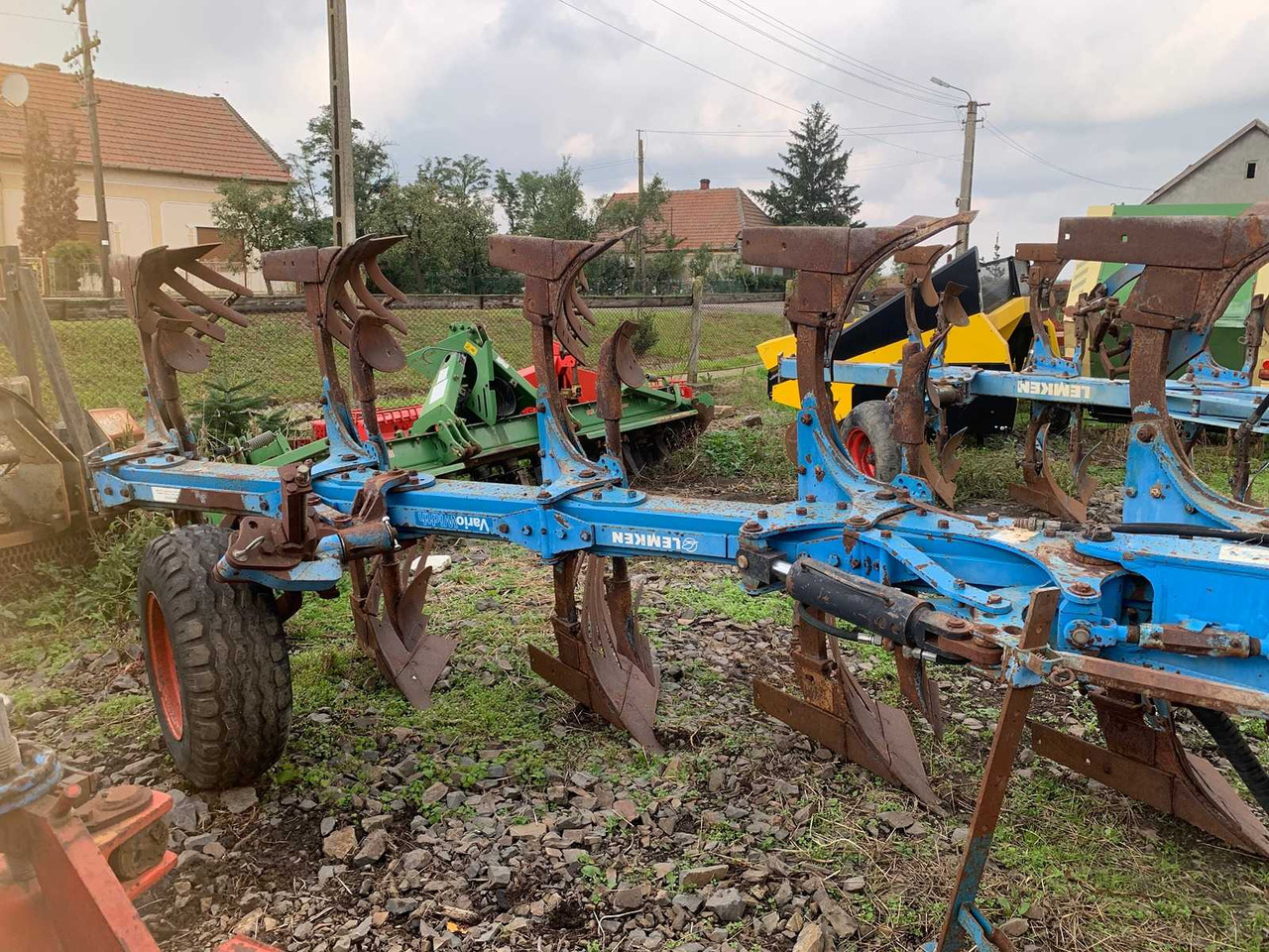 LEMKEN  - Charrue: photos 3 LEMKEN  - Charrue: photos 3