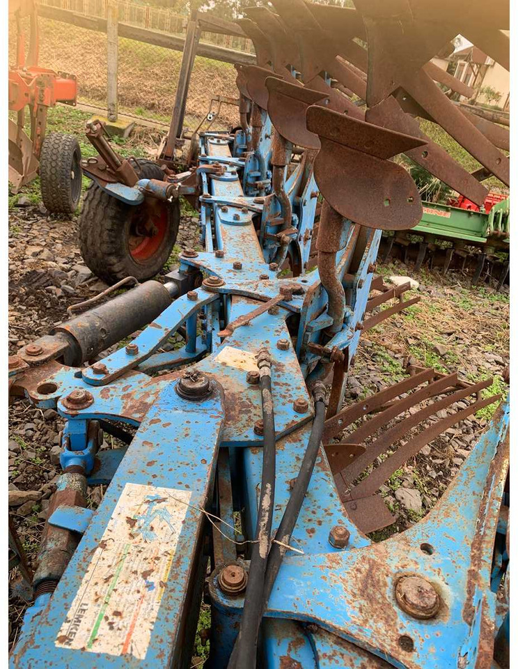 LEMKEN  - Charrue: photos 4 LEMKEN  - Charrue: photos 4