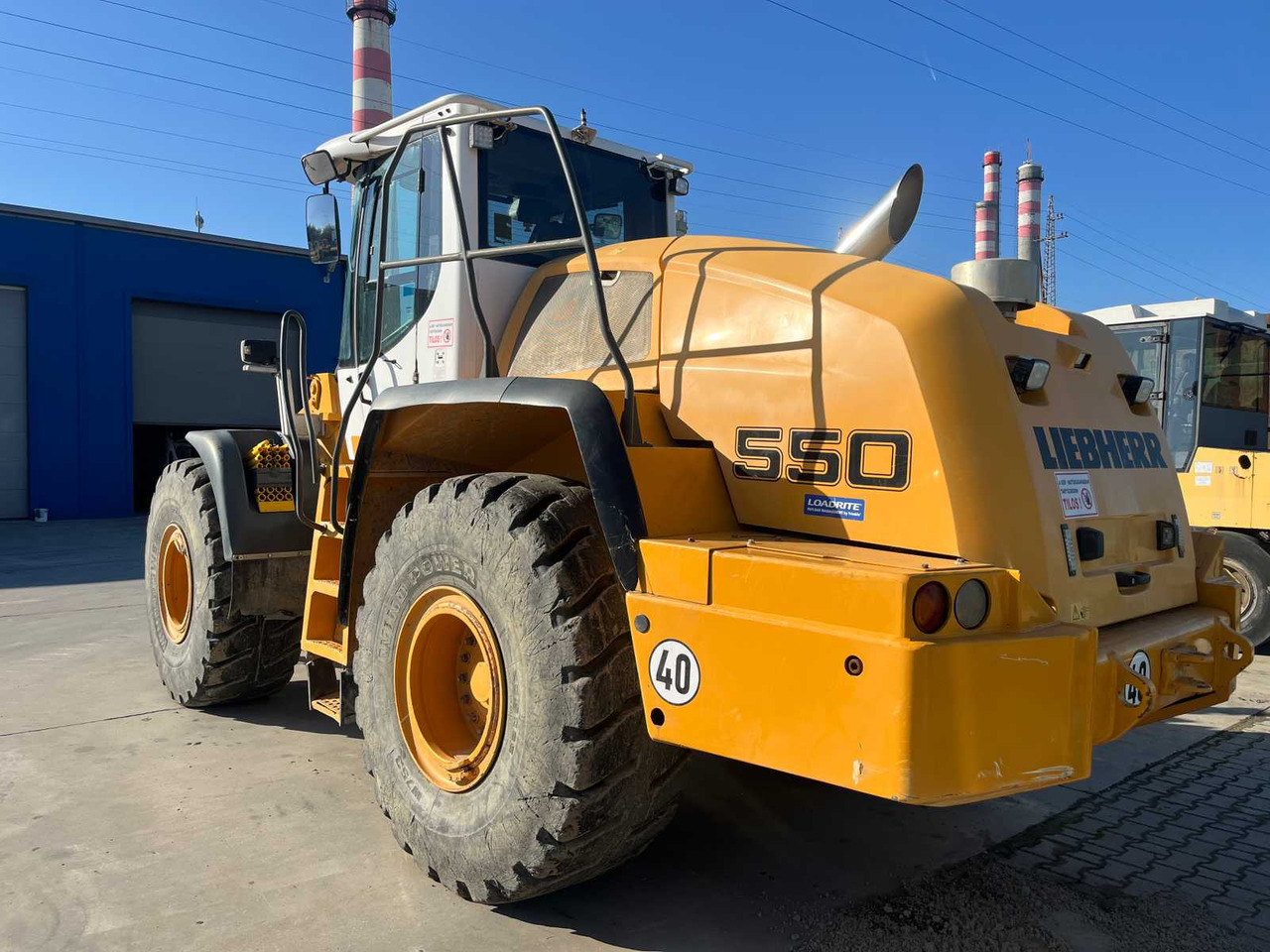 LIEBHERR - L550 - WHEEL LOADER - 2015 - Chargeuse sur pneus: photos 4 LIEBHERR - L550 - WHEEL LOADER - 2015 - Chargeuse sur pneus: photos 4