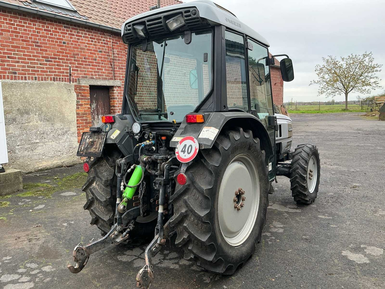 Lamborghini LAMBORGHINI - 2007 - 90F PLUS - TRACTEUR AGRICOLES 4 ROUES MOTORS - Tracteur agricole: photos 4 Lamborghini LAMBORGHINI - 2007 - 90F PLUS - TRACTEUR AGRICOLES 4 ROUES MOTORS - Tracteur agricole: photos 4