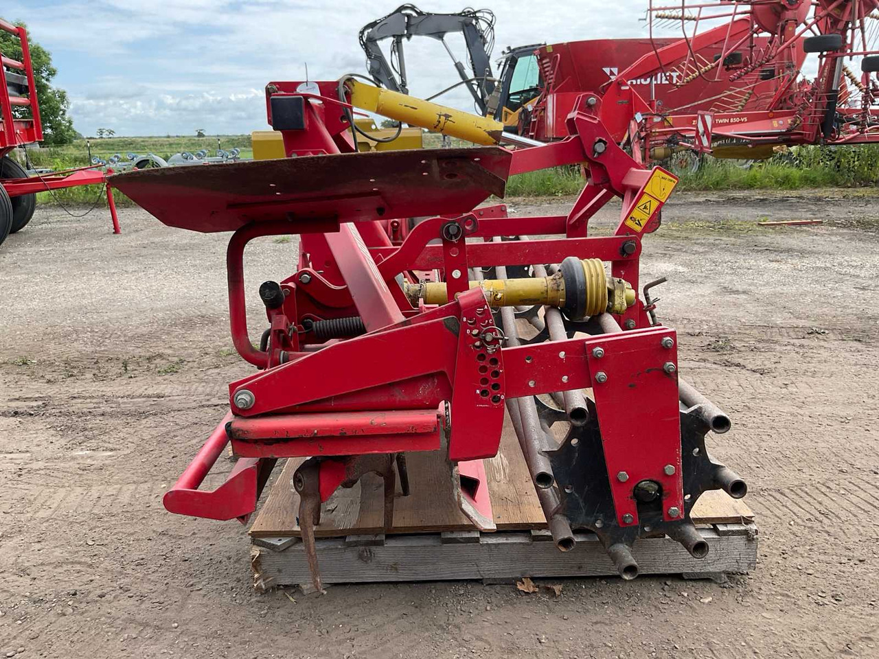 Lely Terra 300-25 Plus - Herse rotative: photos 2 Lely Terra 300-25 Plus - Herse rotative: photos 2