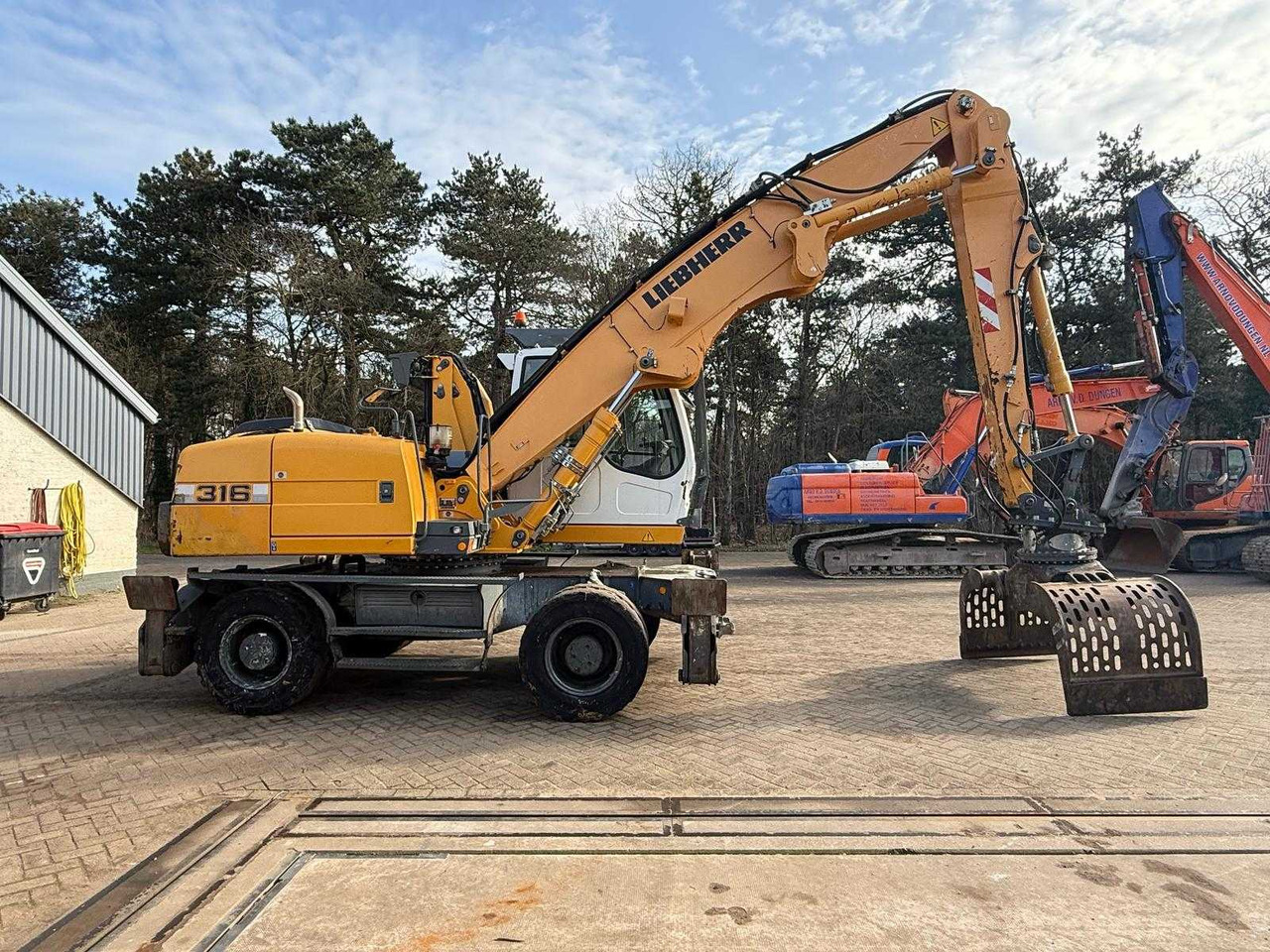 Liebherr A 316 Litronic - Grue mobile: photos 4 Liebherr A 316 Litronic - Grue mobile: photos 4