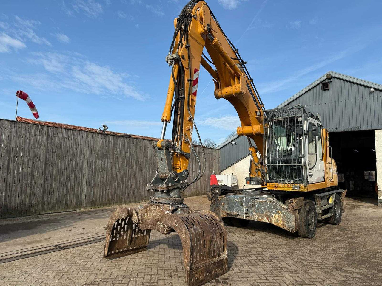 Liebherr A 316 Litronic - Grue mobile: photos 1 Liebherr A 316 Litronic - Grue mobile: photos 1