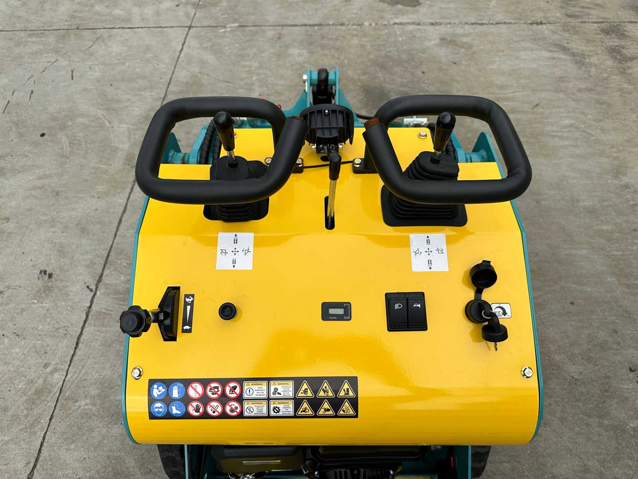 Chargeuse compacte sur chenilles MACHPRO - 2025 - MP-300 - TRACK LOADER: photos 17 Chargeuse compacte sur chenilles MACHPRO - 2025 - MP-300 - TRACK LOADER: photos 17