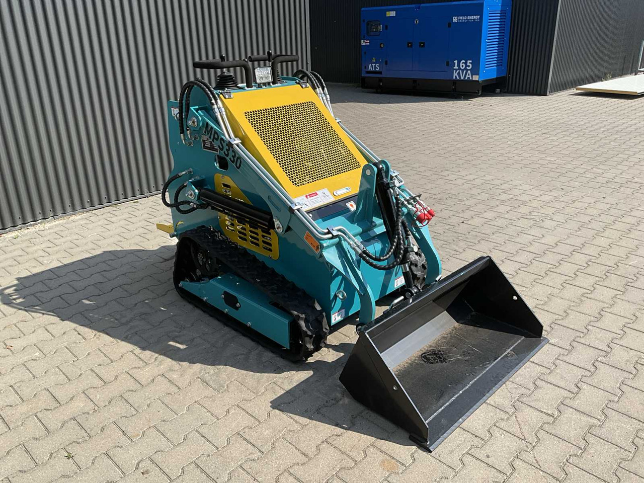 Mach Pro MP-S330 - Mini chargeuse: photos 3 Mach Pro MP-S330 - Mini chargeuse: photos 3