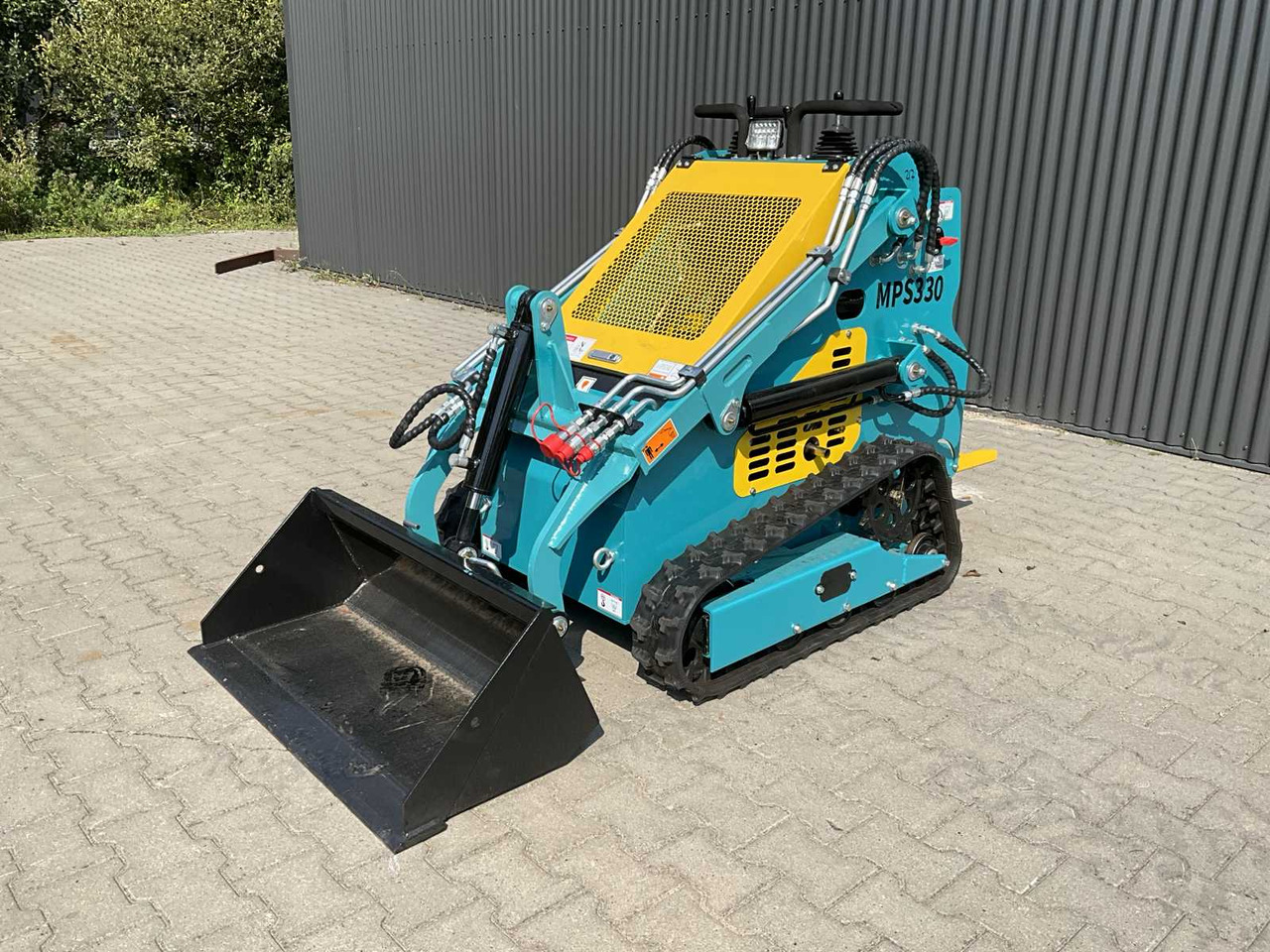 Mach Pro MP-S330 - Mini chargeuse: photos 1 Mach Pro MP-S330 - Mini chargeuse: photos 1