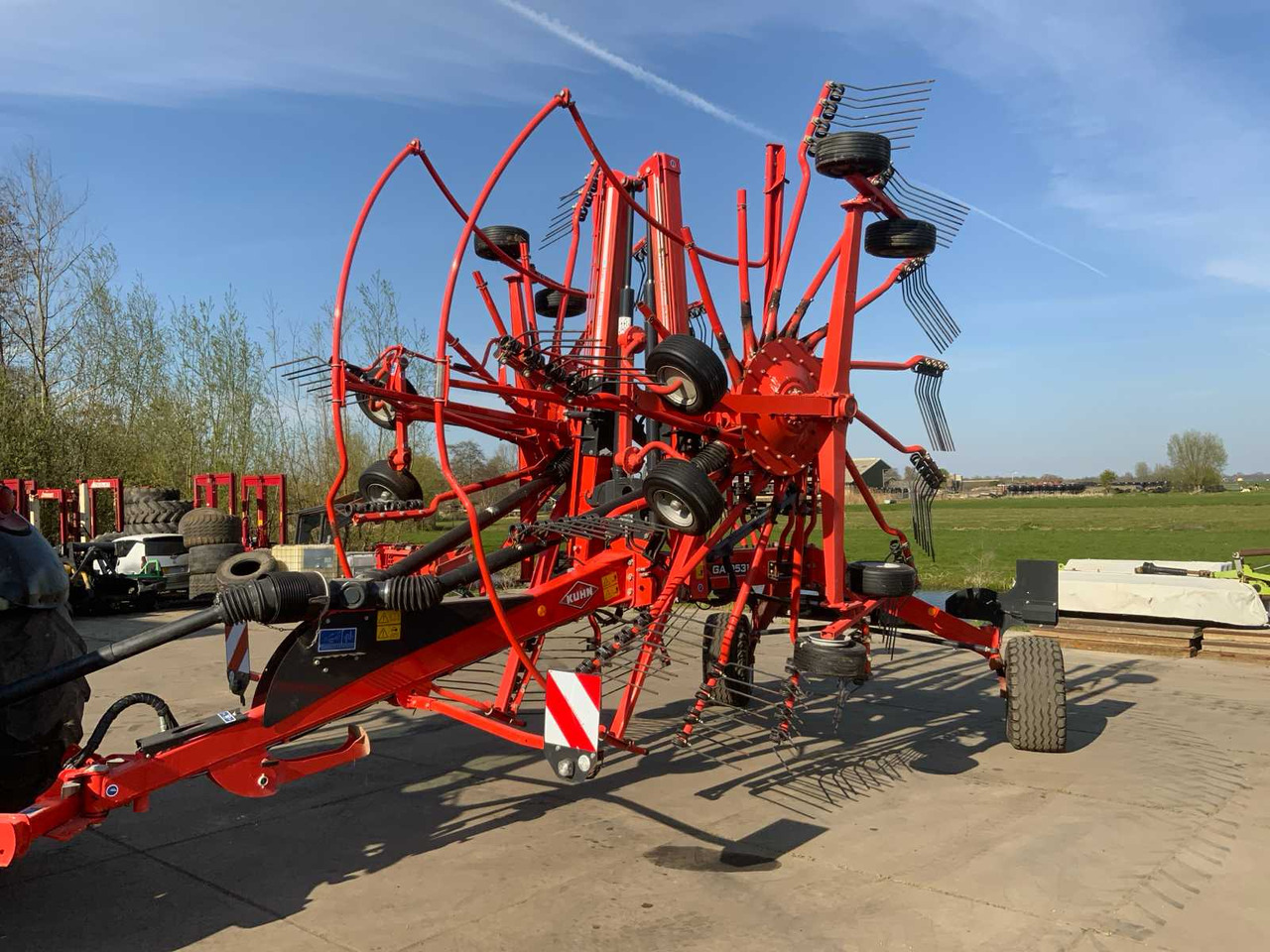 Kuhn GA9531 - Machine agricole: photos 1 Kuhn GA9531 - Machine agricole: photos 1