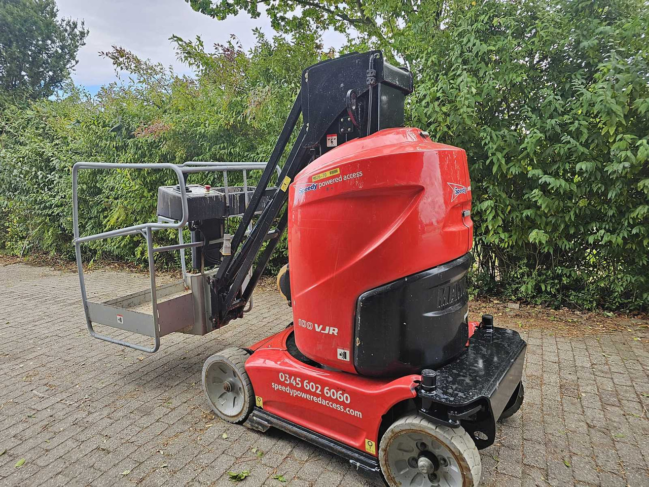 Manitou 100VJR - Nacelle: photos 1 Manitou 100VJR - Nacelle: photos 1