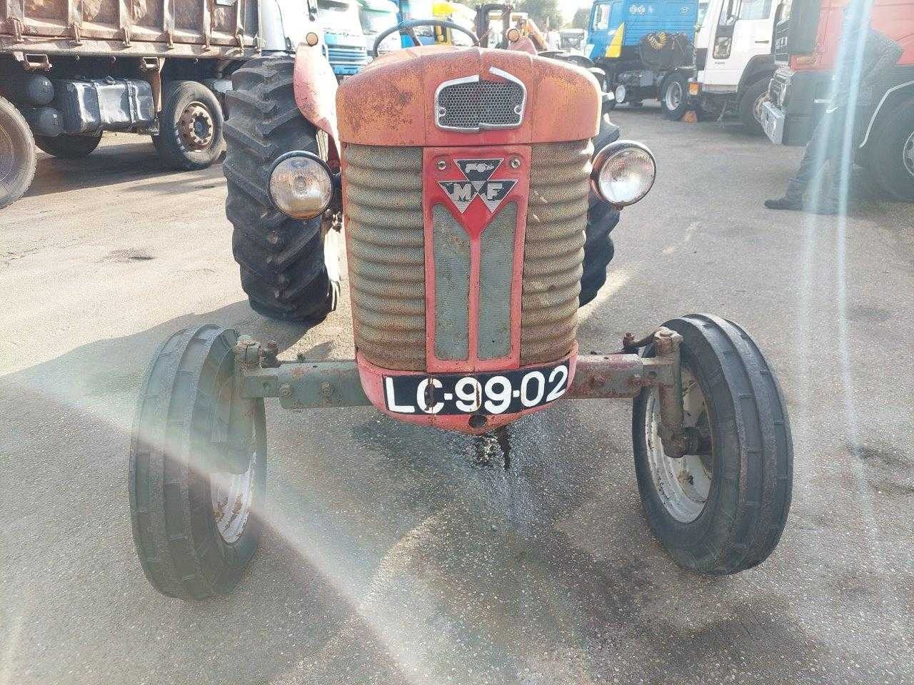 Massey Ferguson 65 - Tracteur agricole: photos 2 Massey Ferguson 65 - Tracteur agricole: photos 2