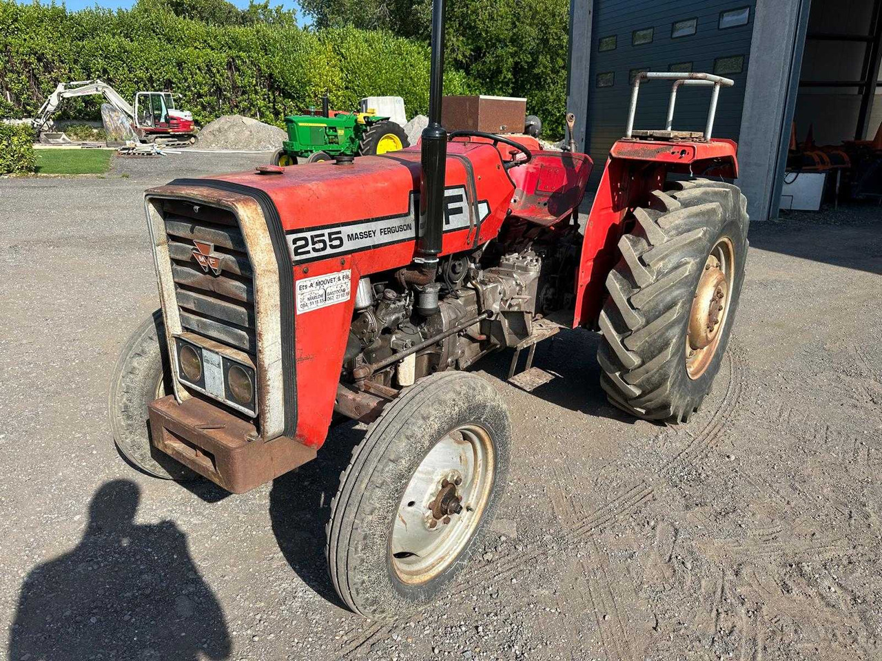 Massey Ferguson MF 255 - Tracteur agricole: photos 1 Massey Ferguson MF 255 - Tracteur agricole: photos 1