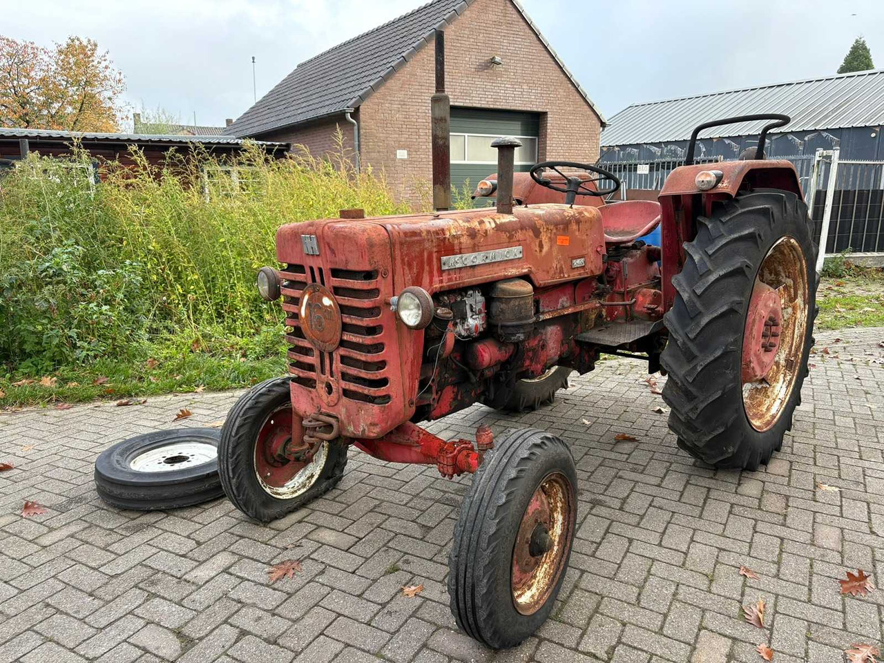 Mc Cormick D-436 - Tracteur agricole: photos 1 Mc Cormick D-436 - Tracteur agricole: photos 1