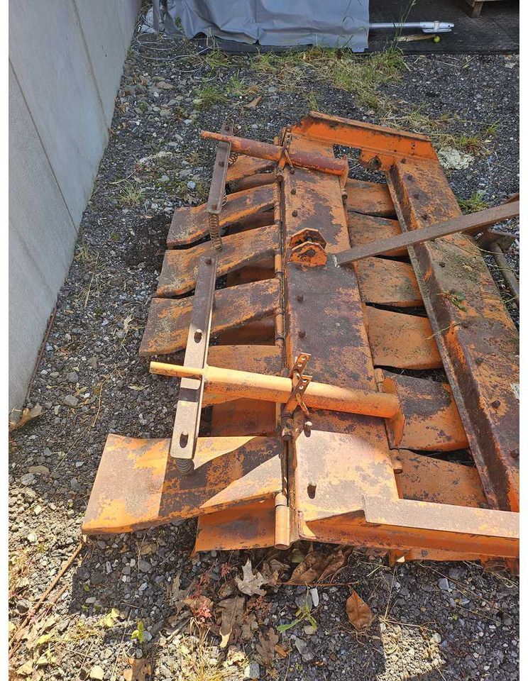 Meadow harrow - Herse: photos 1 Meadow harrow - Herse: photos 1