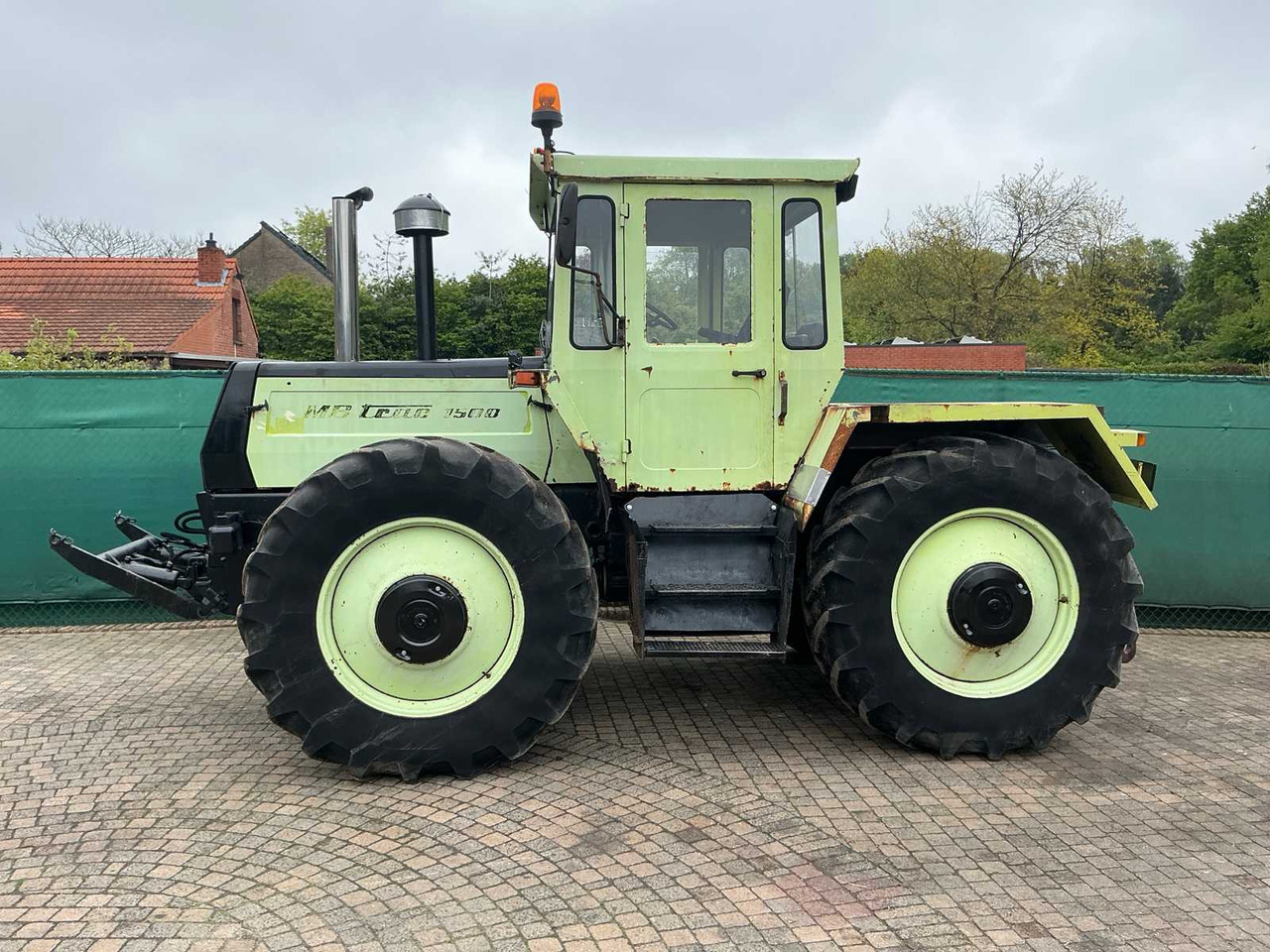 Mercedes-Benz MB-Trac 1500 - Tracteur agricole: photos 3 Mercedes-Benz MB-Trac 1500 - Tracteur agricole: photos 3