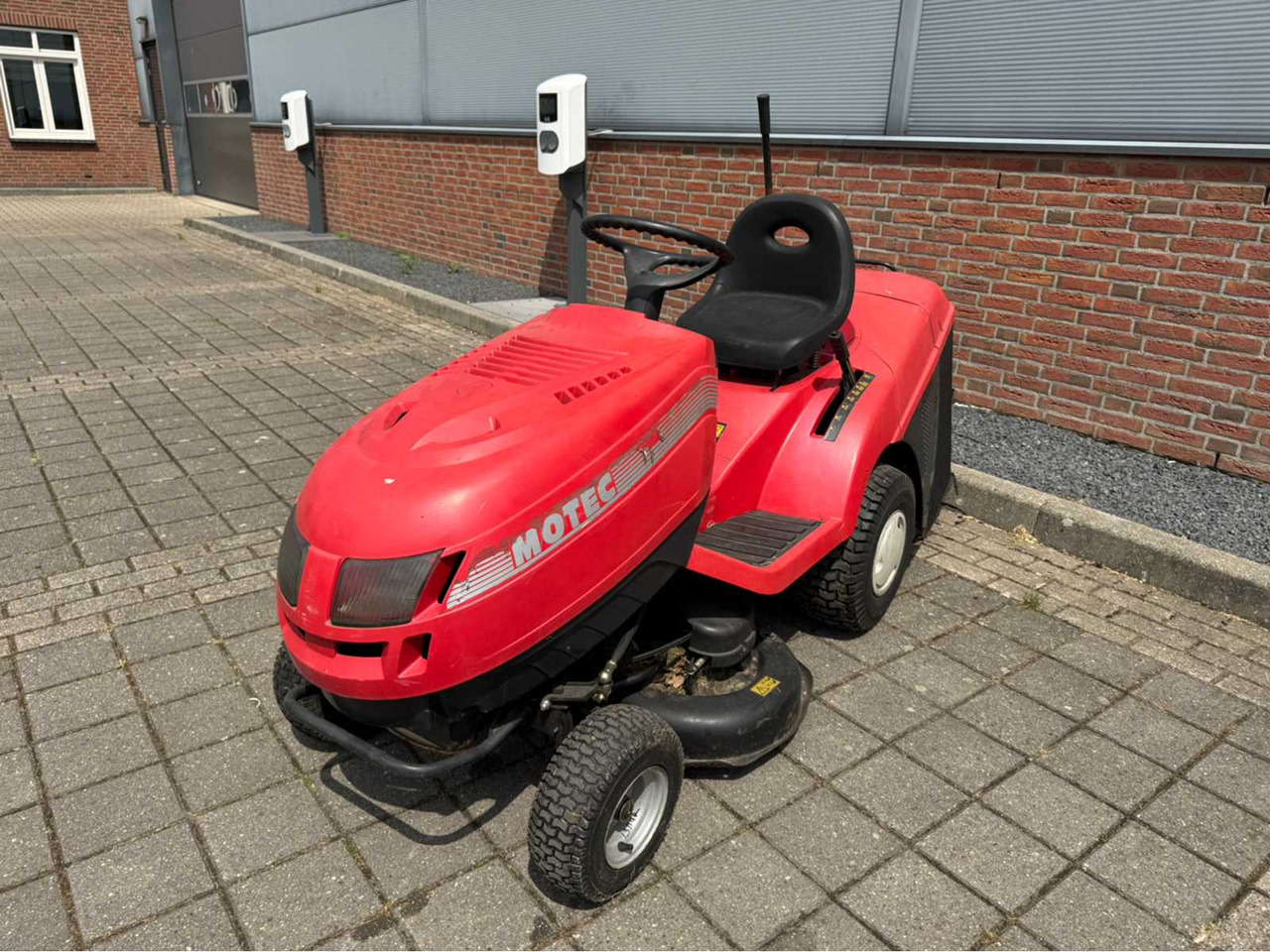 Motec - Motofaucheuse: photos 1 Motec - Motofaucheuse: photos 1