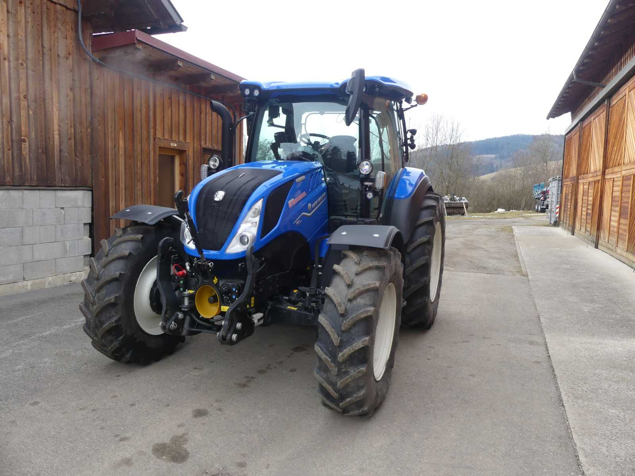 NEW HOLLAND T5.110 DC - Tracteur agricole: photos 2 NEW HOLLAND T5.110 DC - Tracteur agricole: photos 2