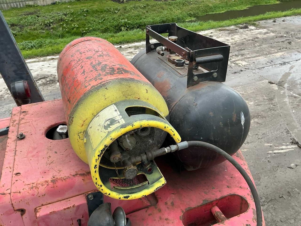 Chariot élévateur NISSAN BF03A40 FORKLIFT: photos 20