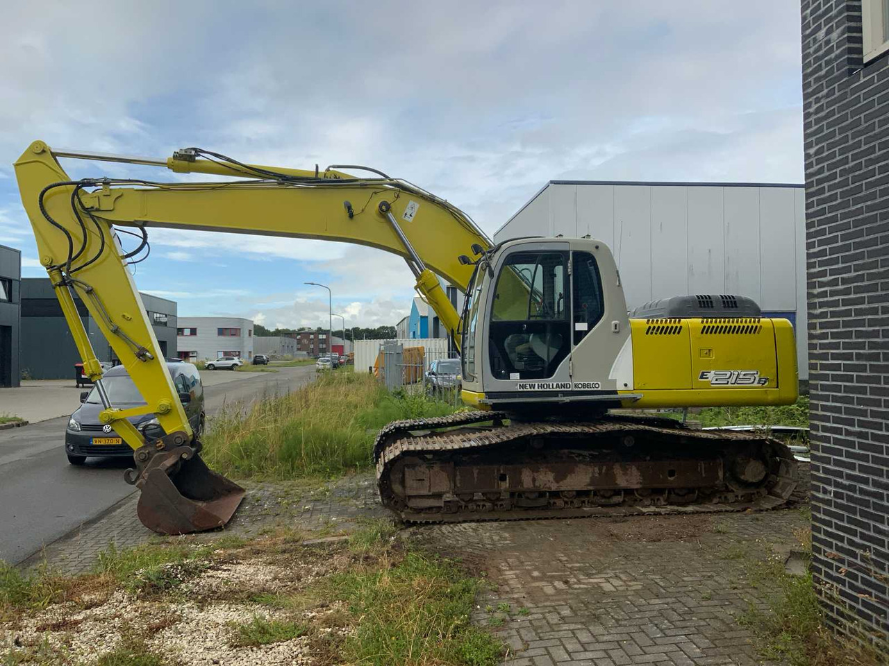 New Holland E 215B - Pelle sur chenille: photos 5 New Holland E 215B - Pelle sur chenille: photos 5