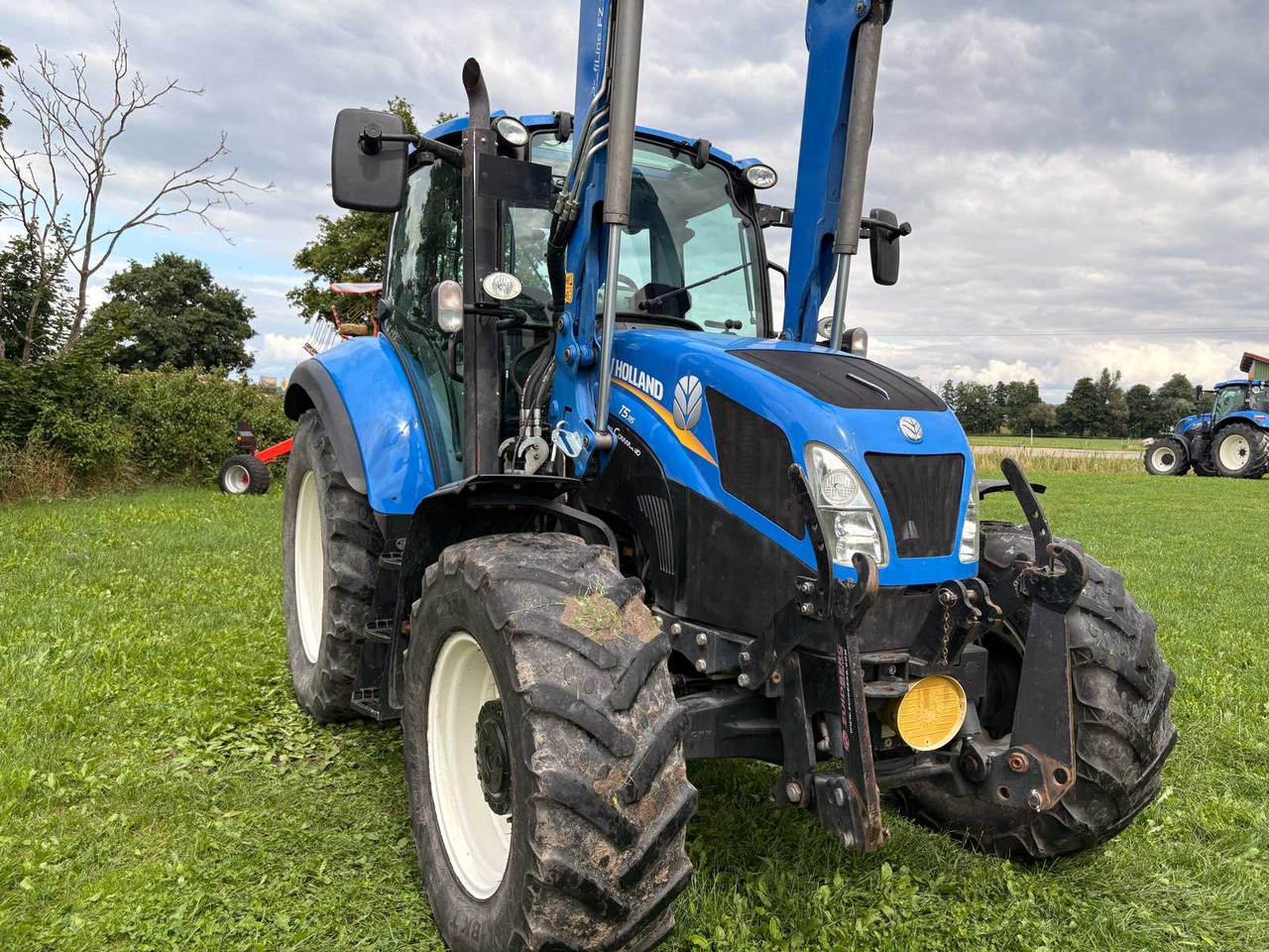 New Holland T5.105 EC - Tracteur agricole: photos 5 New Holland T5.105 EC - Tracteur agricole: photos 5
