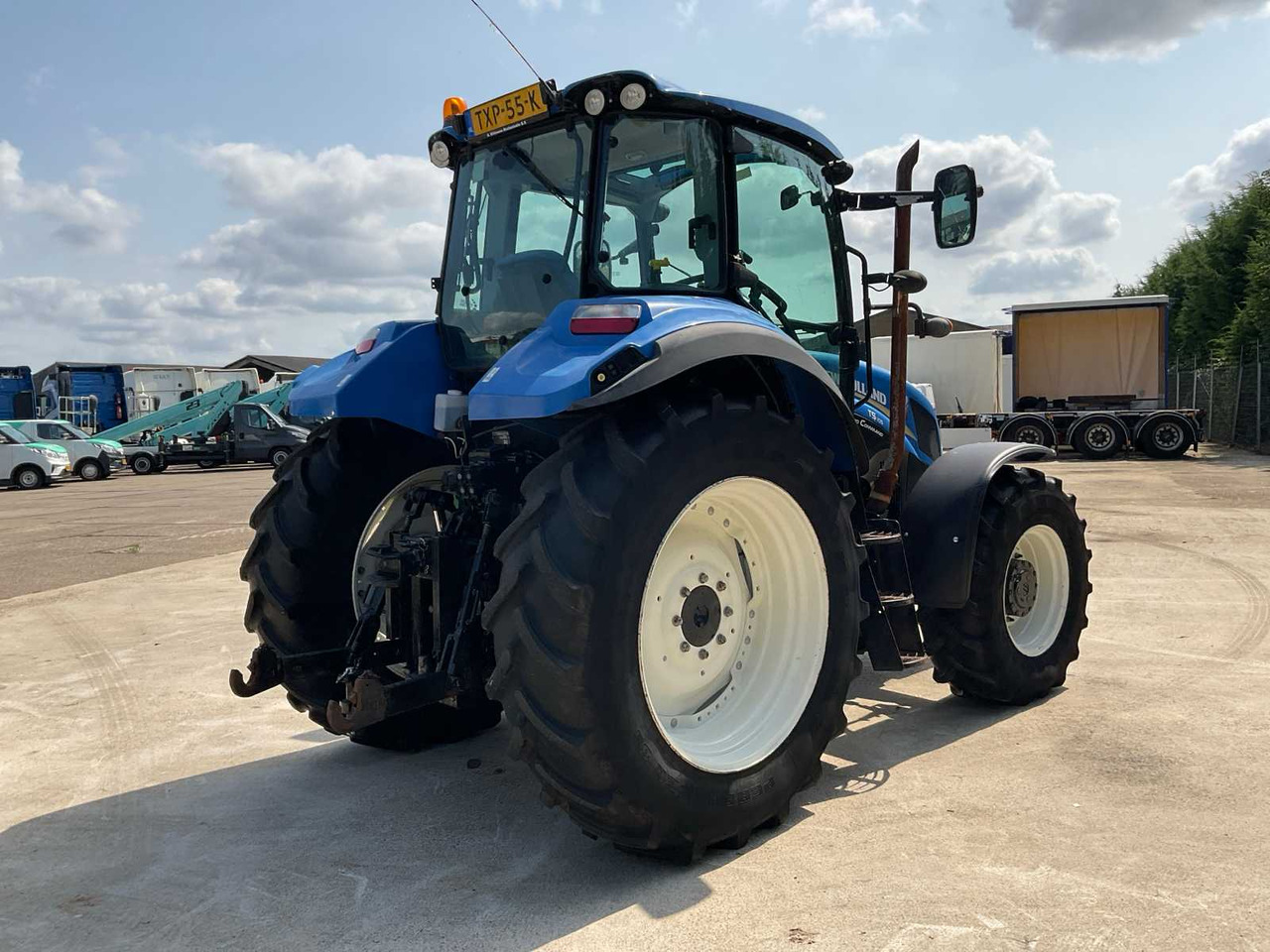 New Holland T5.105 - Tracteur agricole: photos 5 New Holland T5.105 - Tracteur agricole: photos 5