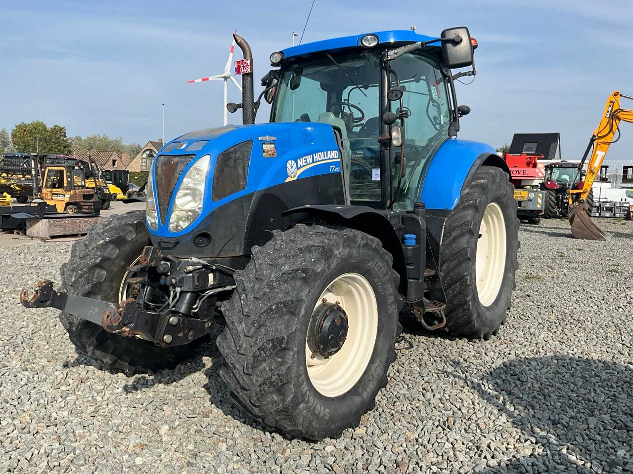 New Holland T7.210 - Tracteur agricole: photos 1 New Holland T7.210 - Tracteur agricole: photos 1